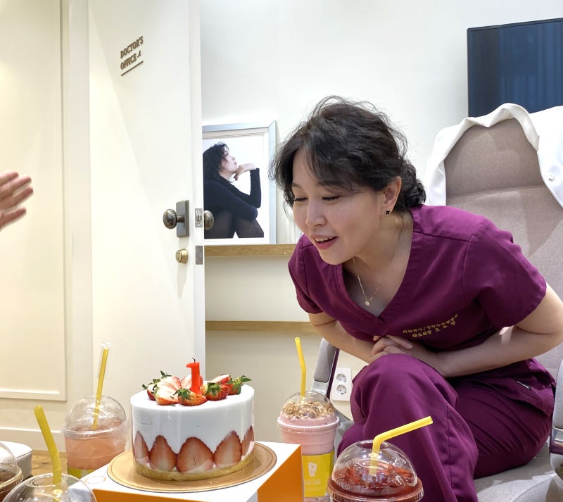 ♡ 아틀리에 성형외과 1주년을 축하합니다 ˚₊·—̳͟͞͞♡